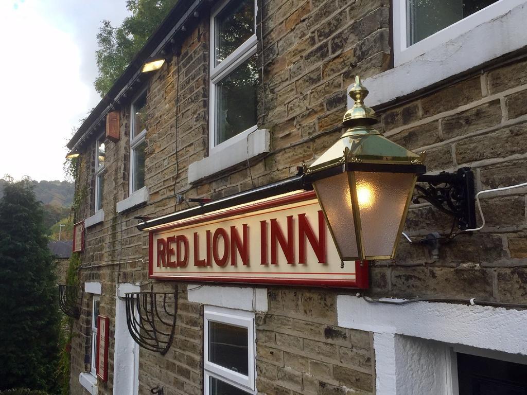 The Red Lion Inn Holmfirth Eksteriør billede