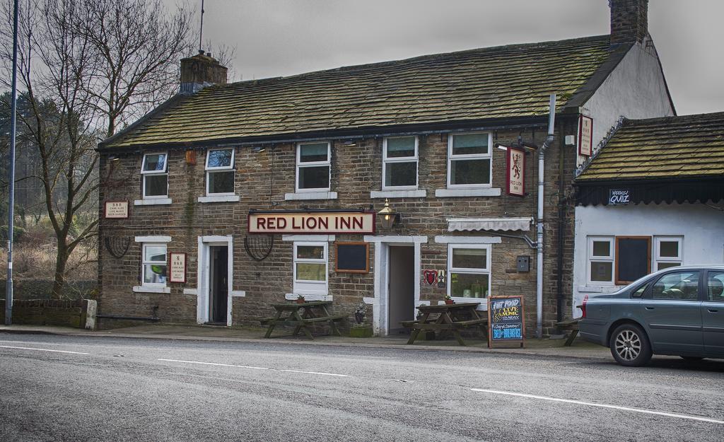 The Red Lion Inn Holmfirth Eksteriør billede