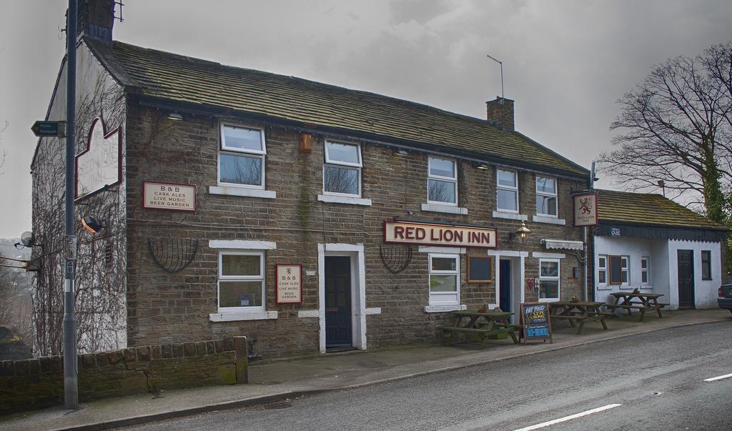 The Red Lion Inn Holmfirth Eksteriør billede